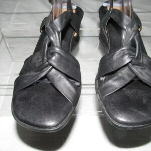 CLARKS Artisan Black Leather Wedge Sandals 7.5 N